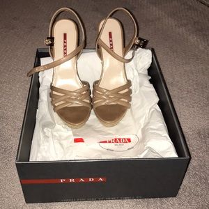 Prada Vit Shine Cammeo Heels